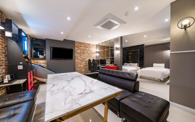 용인 호텔 문라이즈