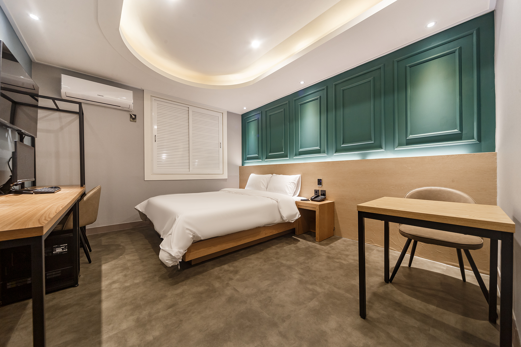 그린(넷플릭스 시청가능, 비대면 키오스크 체크인)