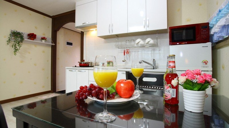 https://yaimg.yanolja.com/v5/2021/04/07/20/606e18c37f3281.10042203.jpg