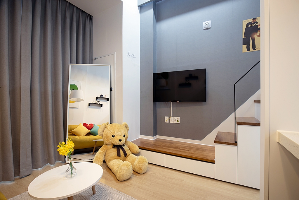 room detail thumbnail 1