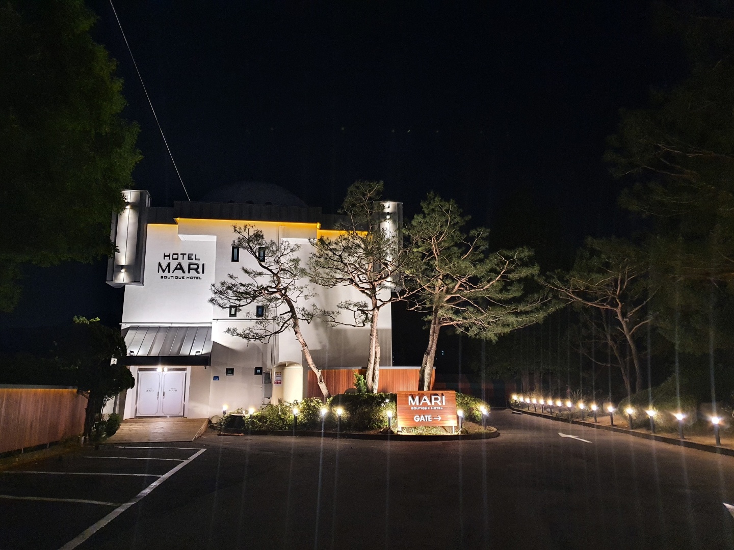 아산 마리 호텔 외관