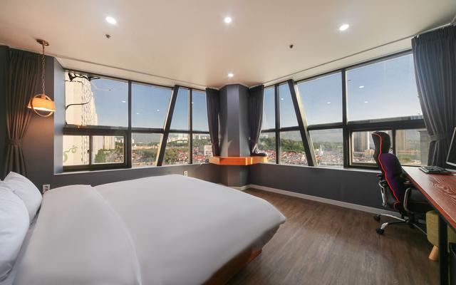 창원 상남동 호텔 더웨이