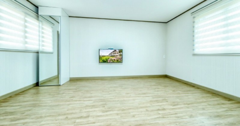 https://yaimg.yanolja.com/v5/2021/06/23/11/60d31ee67a1207.03837927.jpg
