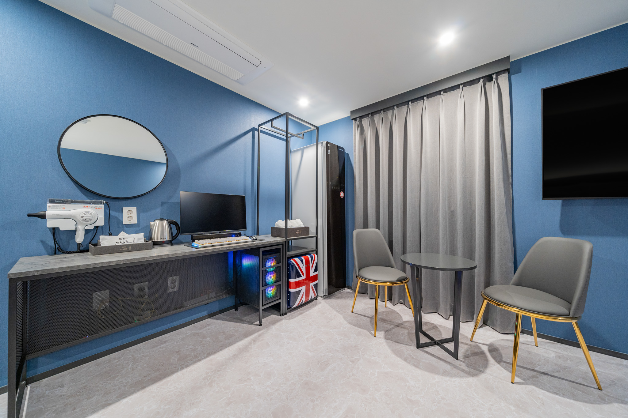 room detail thumbnail 0