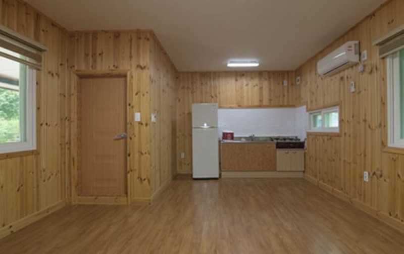 https://yaimg.yanolja.com/v5/2021/07/15/16/60f06421897380.57483464.JPG