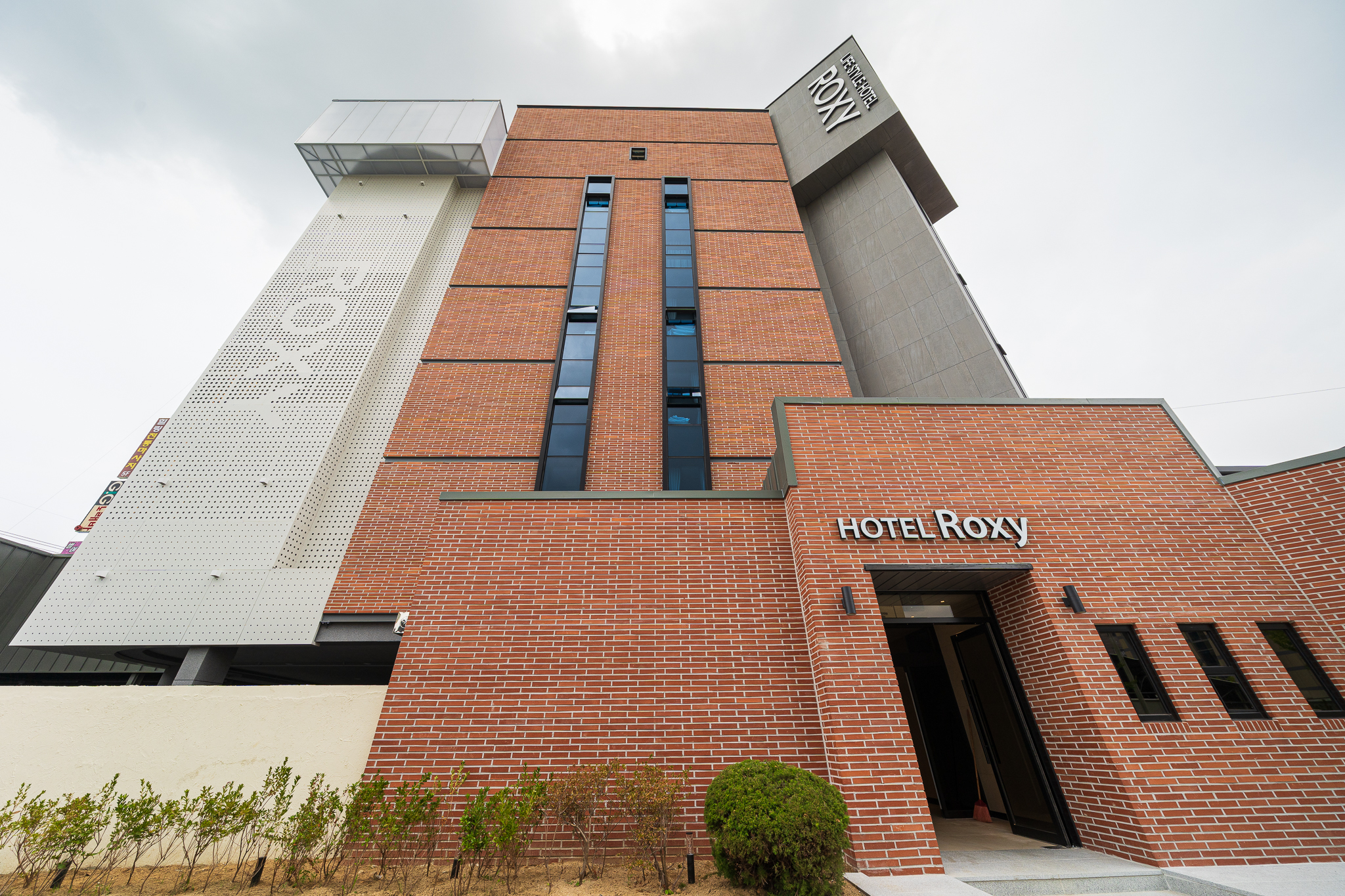 청주 록시 호텔(Hotel Roxy) 외관