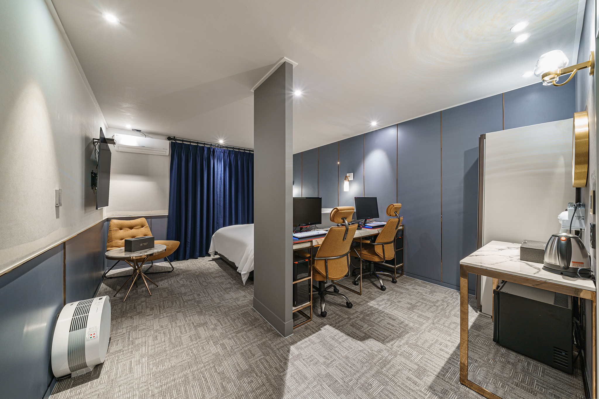 room detail thumbnail 0