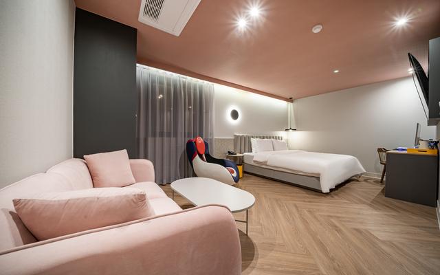 부산 구서동 호텔 버튼