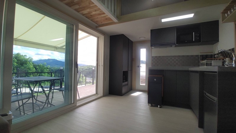 https://yaimg.yanolja.com/v5/2021/09/15/12/6141e15ac8ed83.80581688.jpg