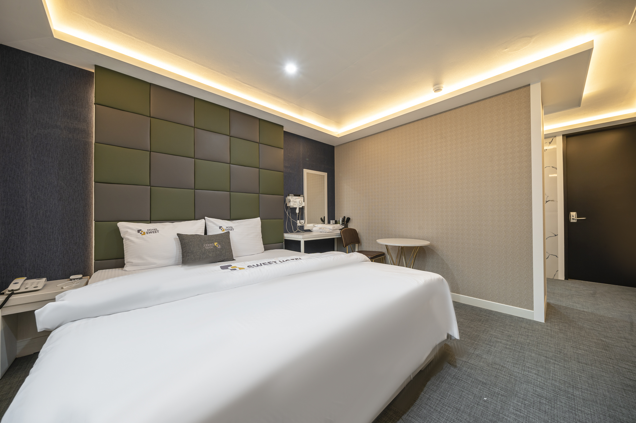 비대면객실(비대면 입실 가능 객실,공기청정기/비데/간단한 조식제공)