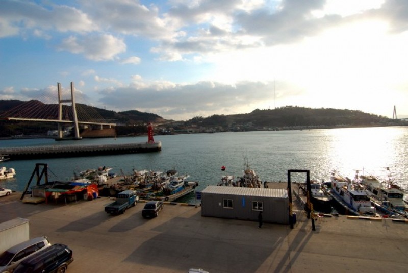 https://yaimg.yanolja.com/v5/2021/11/10/16/618bf680221432.70559180.jpg
