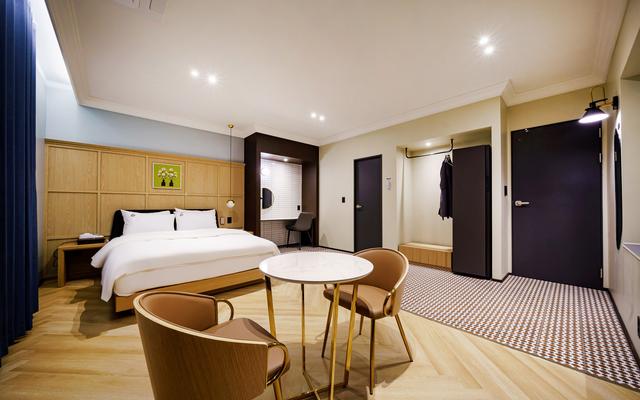 대구 동성로 갤러리 드라이브인(Gallery Drive-in)