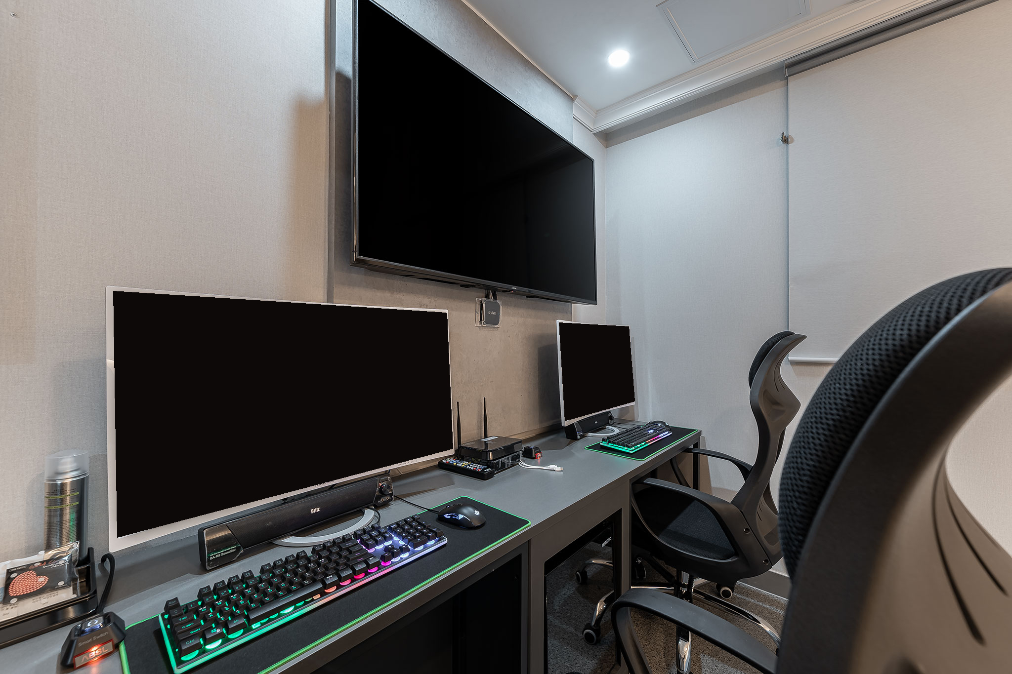 room detail thumbnail 0