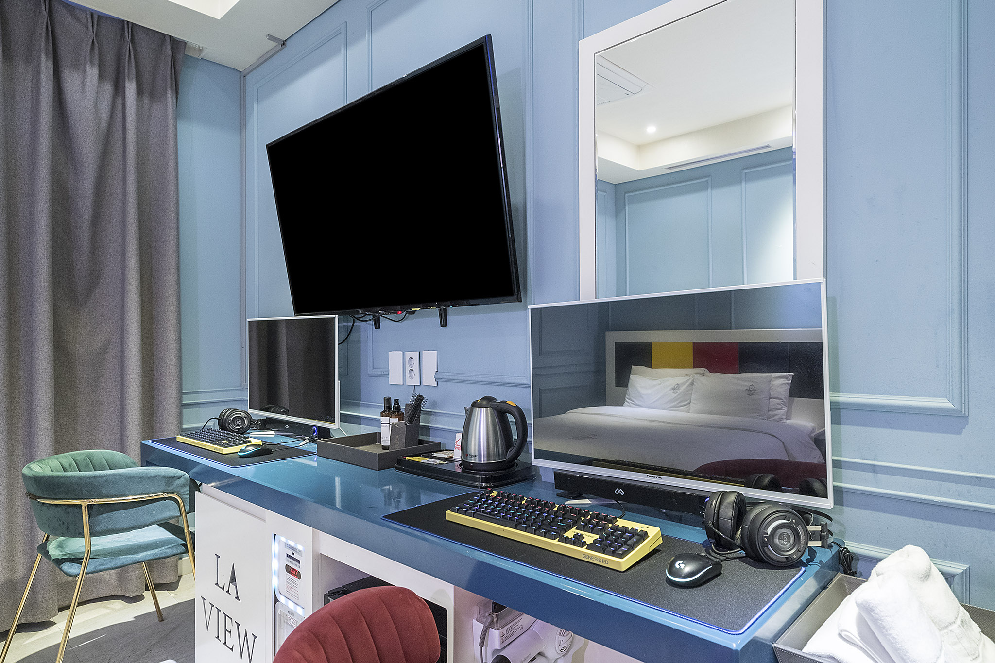 room detail thumbnail 0