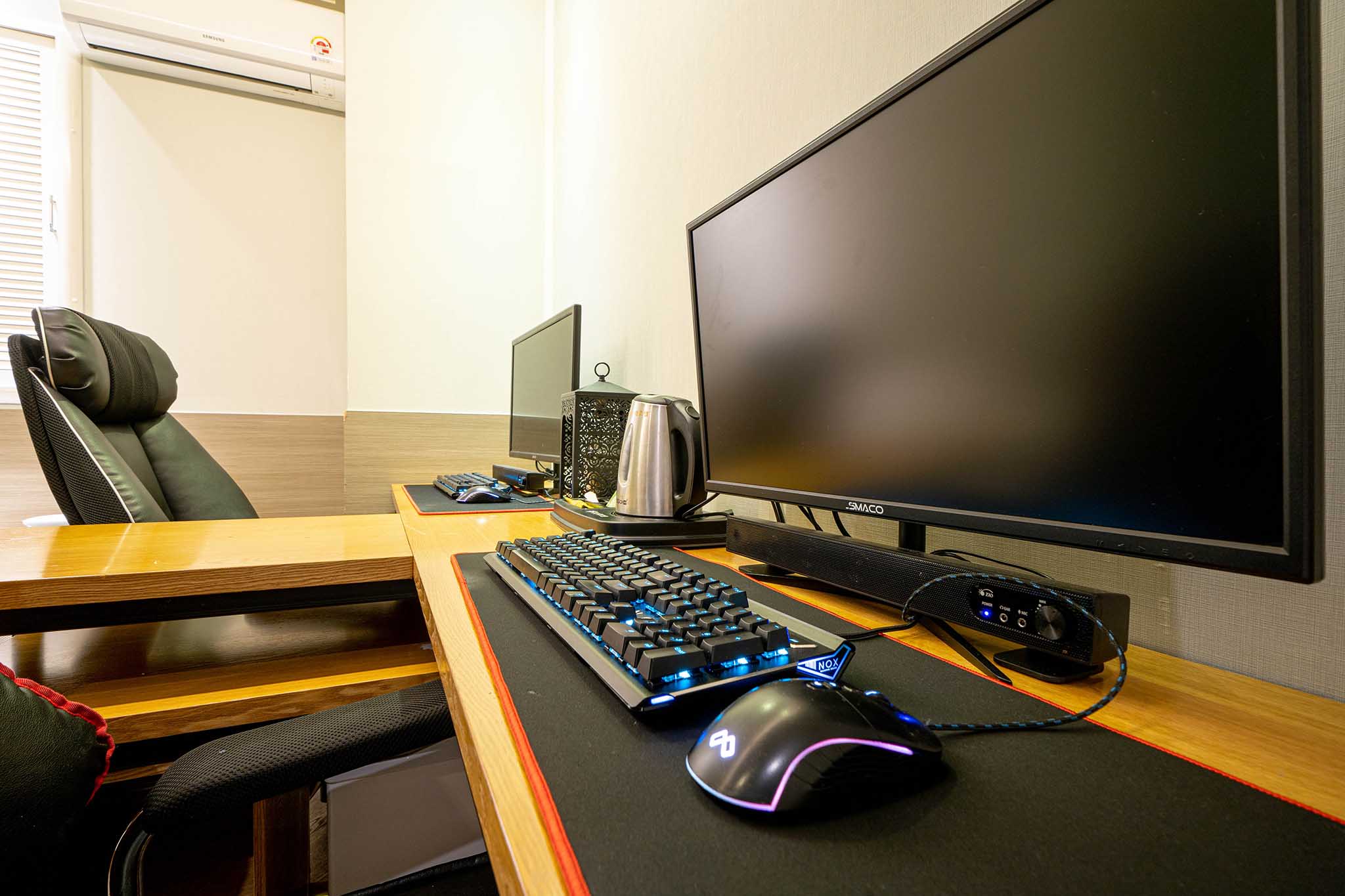 room detail thumbnail 2