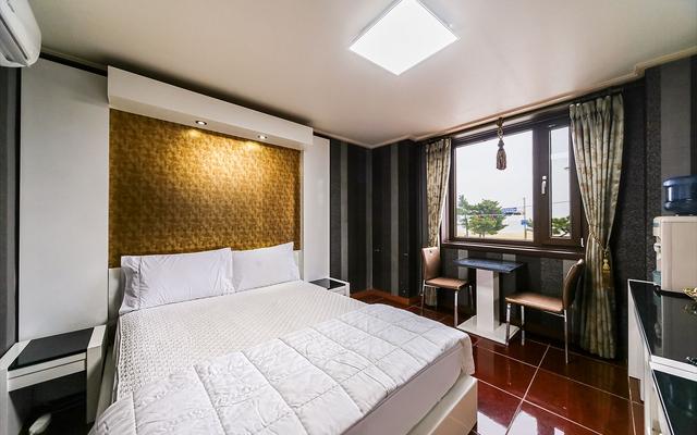 포항 영일대 돌핀스