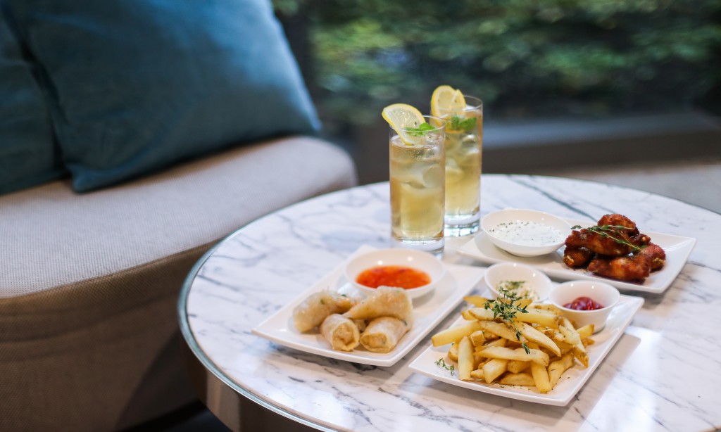  Special Lounge 1 프리미어 패밀리 트윈+카멜리아힐 2매+라운지 세트