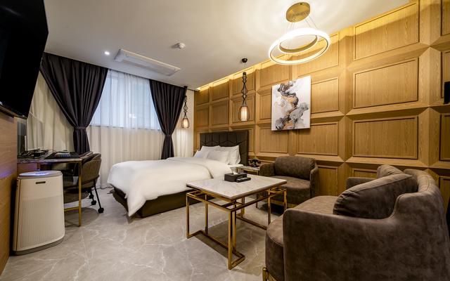 충주 어반브라운호텔(충주시청점)