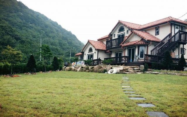 제천 학현힐링펜션