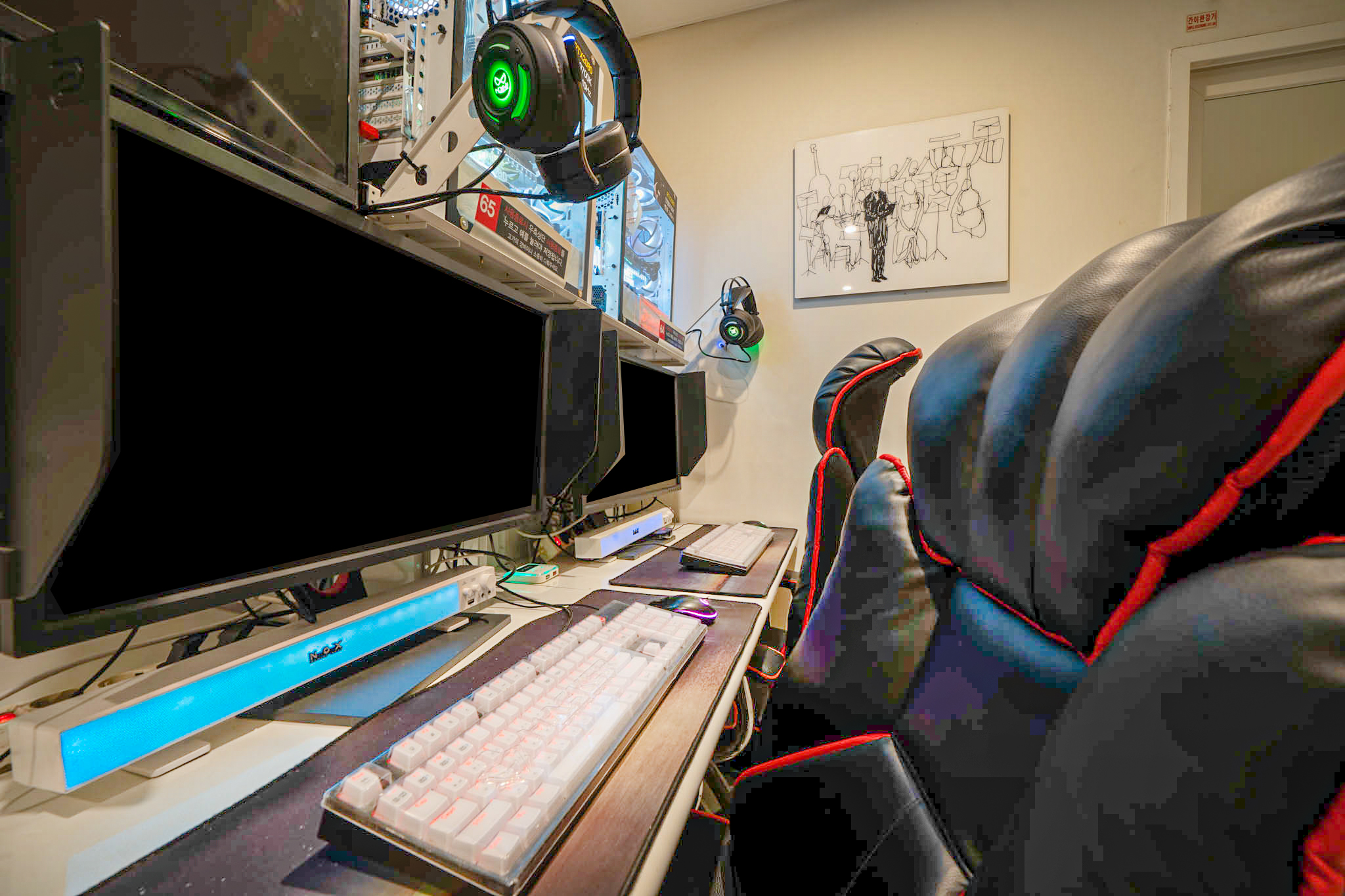 room detail thumbnail 0