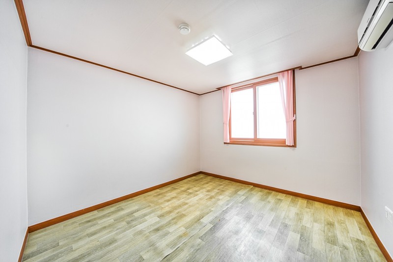 https://yaimg.yanolja.com/v5/2022/03/23/12/623b18ccbb4987.60640354.jpg