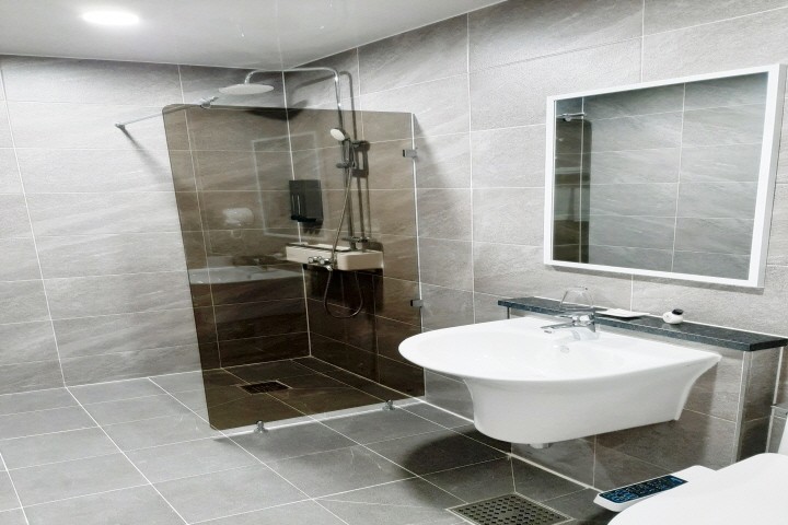https://yaimg.yanolja.com/v5/2022/03/23/14/623b31121e3717.04221863.jpg
