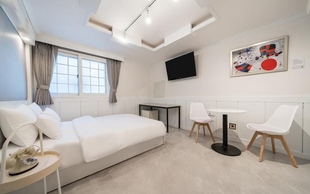 진주 호텔 유럽유럽