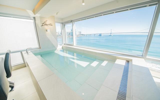 부산 리벤시아풀빌라