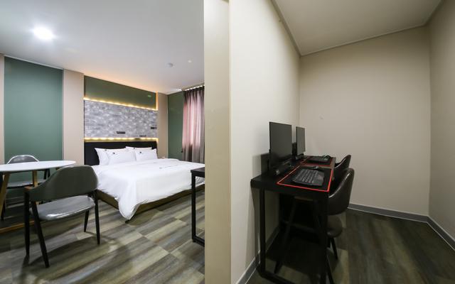 군산 호텔 린(HOTEL LIN)