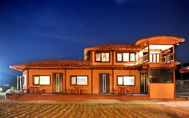 신안 제일갯풍황토펜션