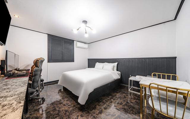 익산 호텔 리본(HOTEL REBORN)