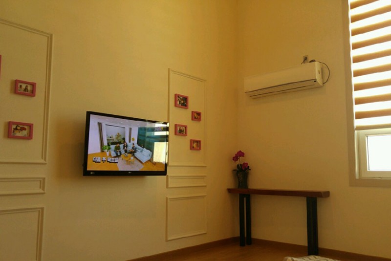 room detail thumbnail 0