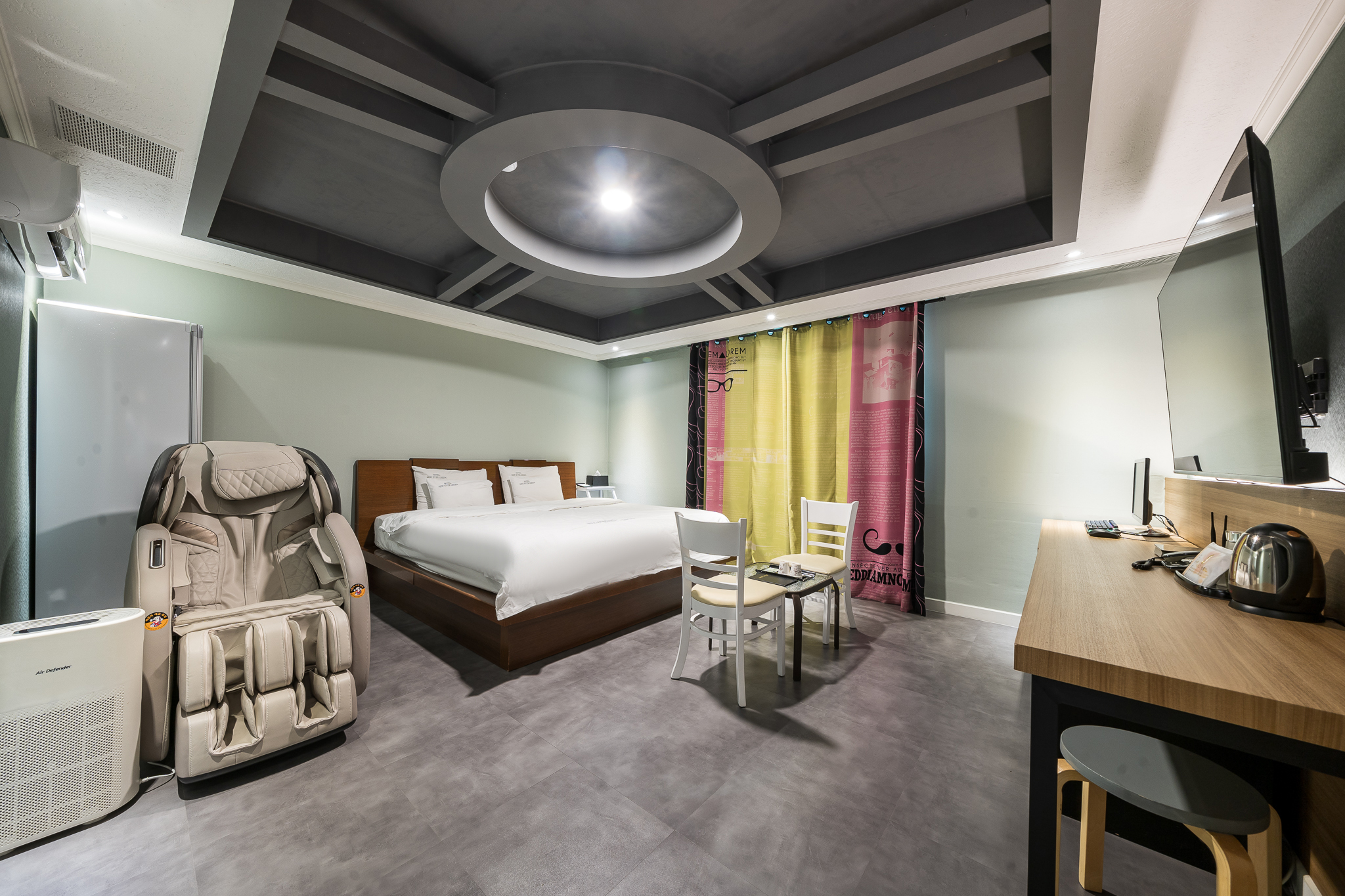 room detail thumbnail 0