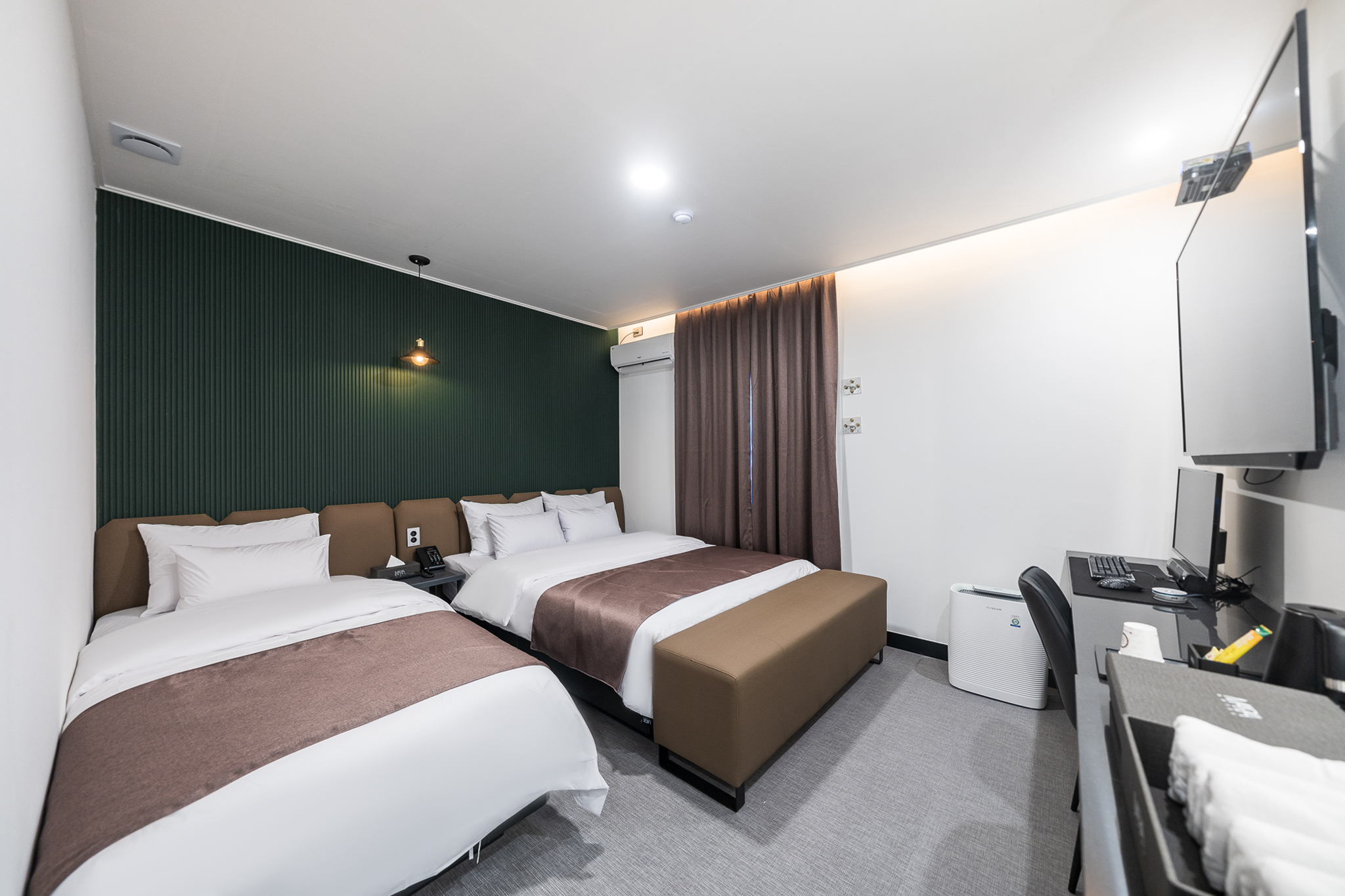 프리미엄 투베드(온수매트)(고사양 노하드PC/65인치 스마트TV/넷플릭스, 유튜브 가능)