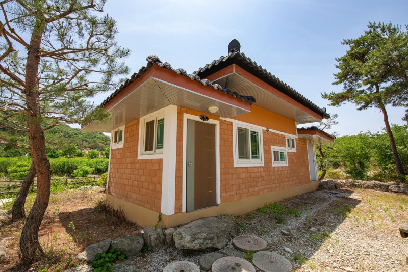 https://yaimg.yanolja.com/v5/2022/08/05/10/62ecf5748f53e1.04742913.jpg