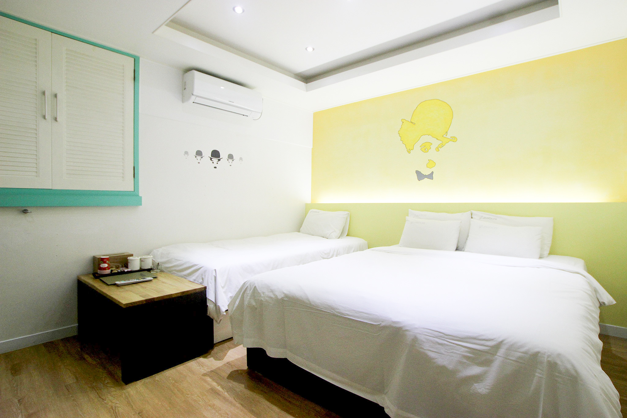 room detail thumbnail 0