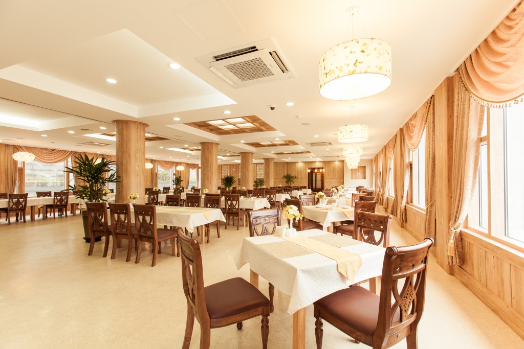 https://yaimg.yanolja.com/v5/2022/08/08/11/62f0f02d085ff0.80239670.jpg