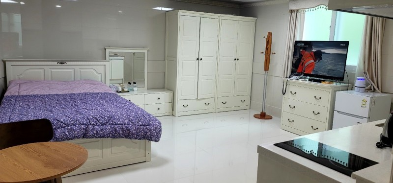 https://yaimg.yanolja.com/v5/2022/08/08/15/62f12a566beb09.93434599.jpg