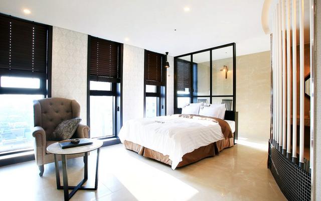 호텔 부티크9 군자