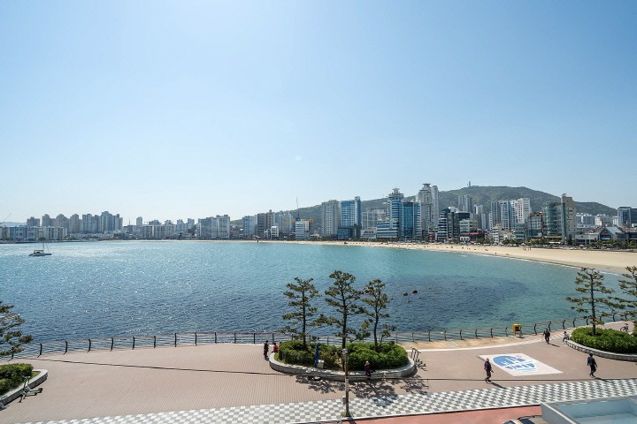 https://yaimg.yanolja.com/v5/2022/08/25/23/630803c5a83918.72959535.jpg