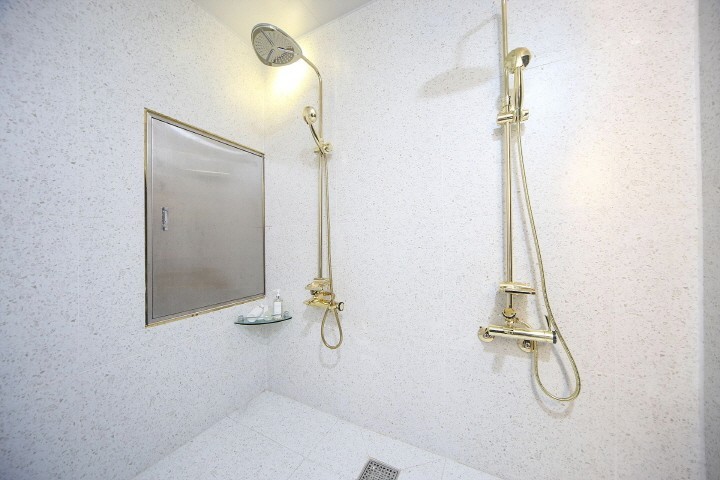 https://yaimg.yanolja.com/v5/2022/09/22/11/632c41d37519a6.41688013.jpg