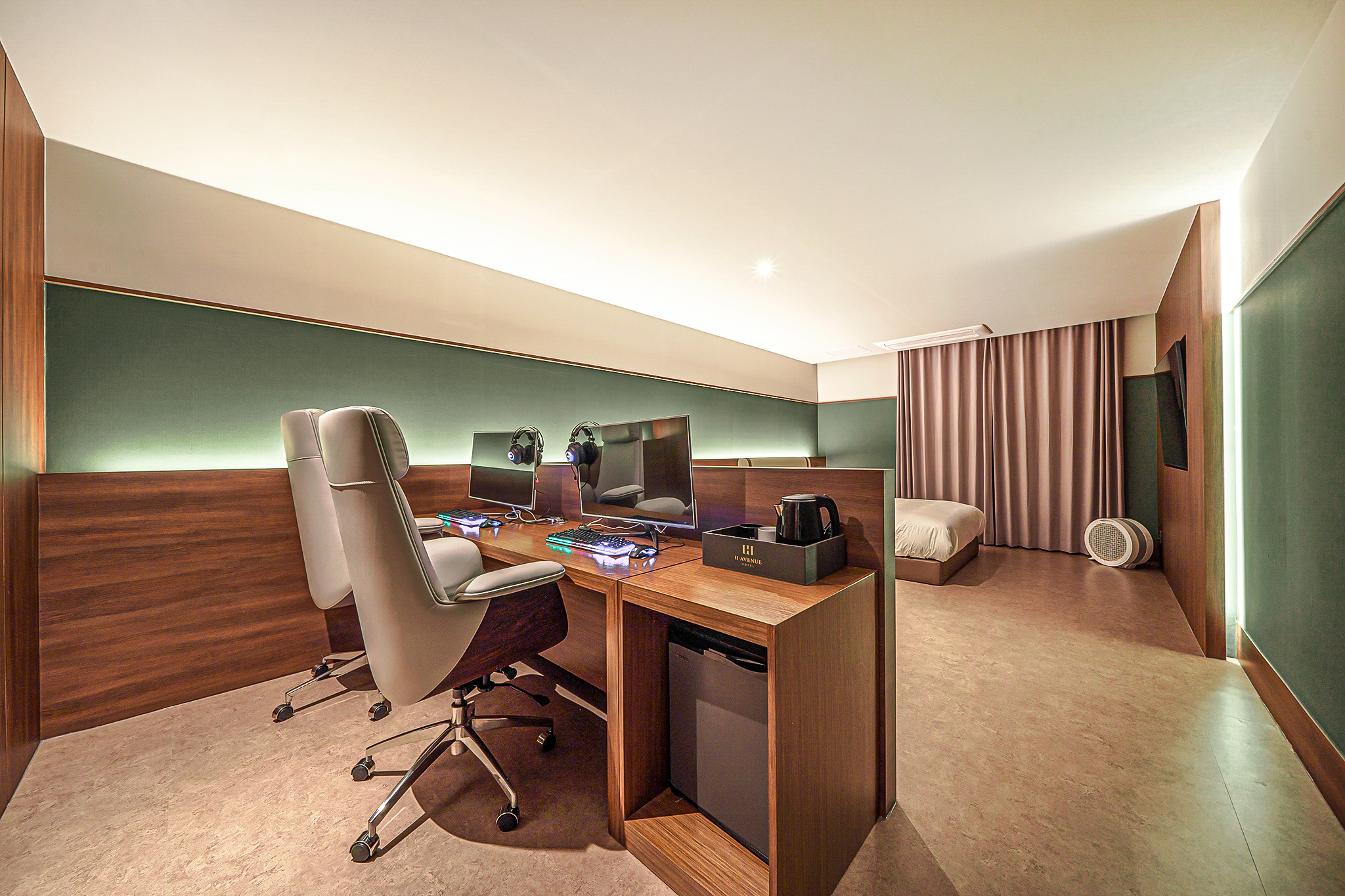 room detail thumbnail 0