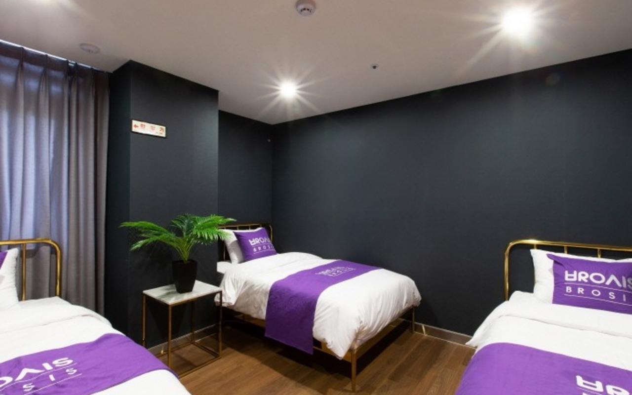 Brosis Hotel