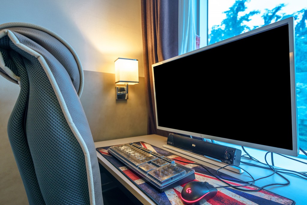 room detail thumbnail 2