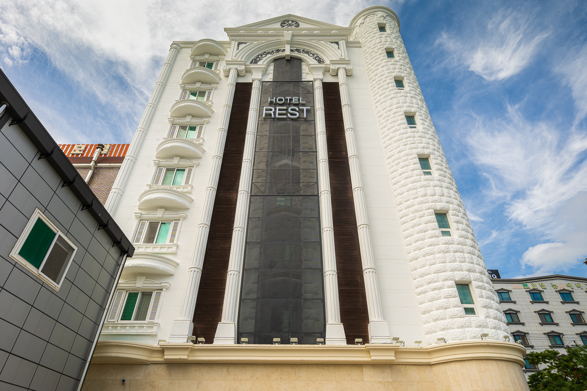 목포 호텔 레스트 평화광장점(REST HOTEL) 외관