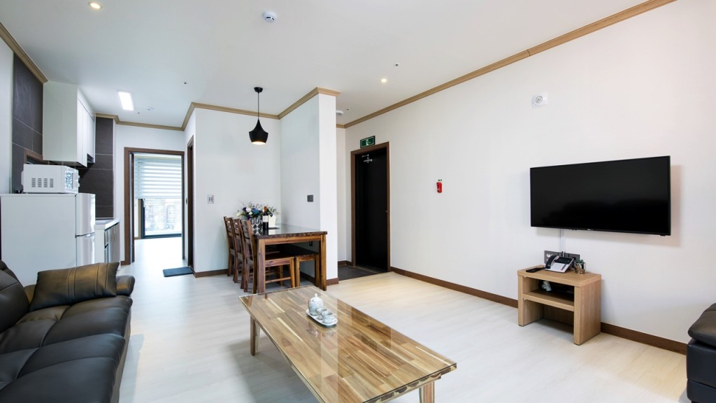  수영장 2인무료  별관 백련담 A