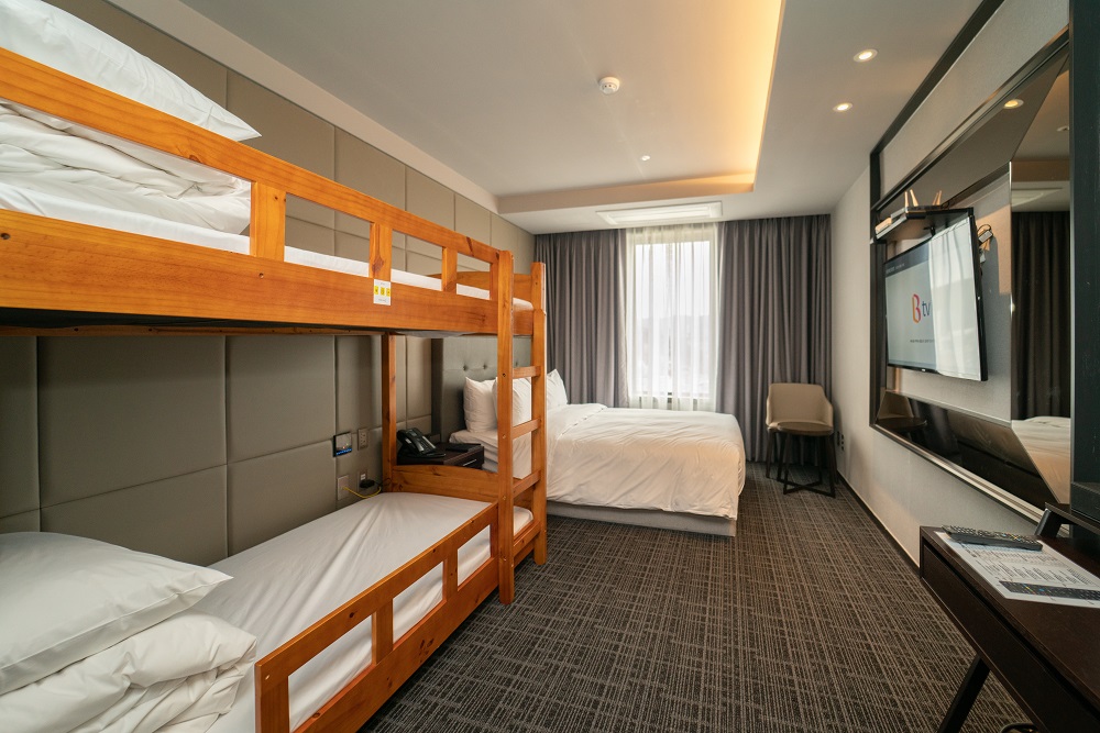  단독★ 디럭스 쿼드러플