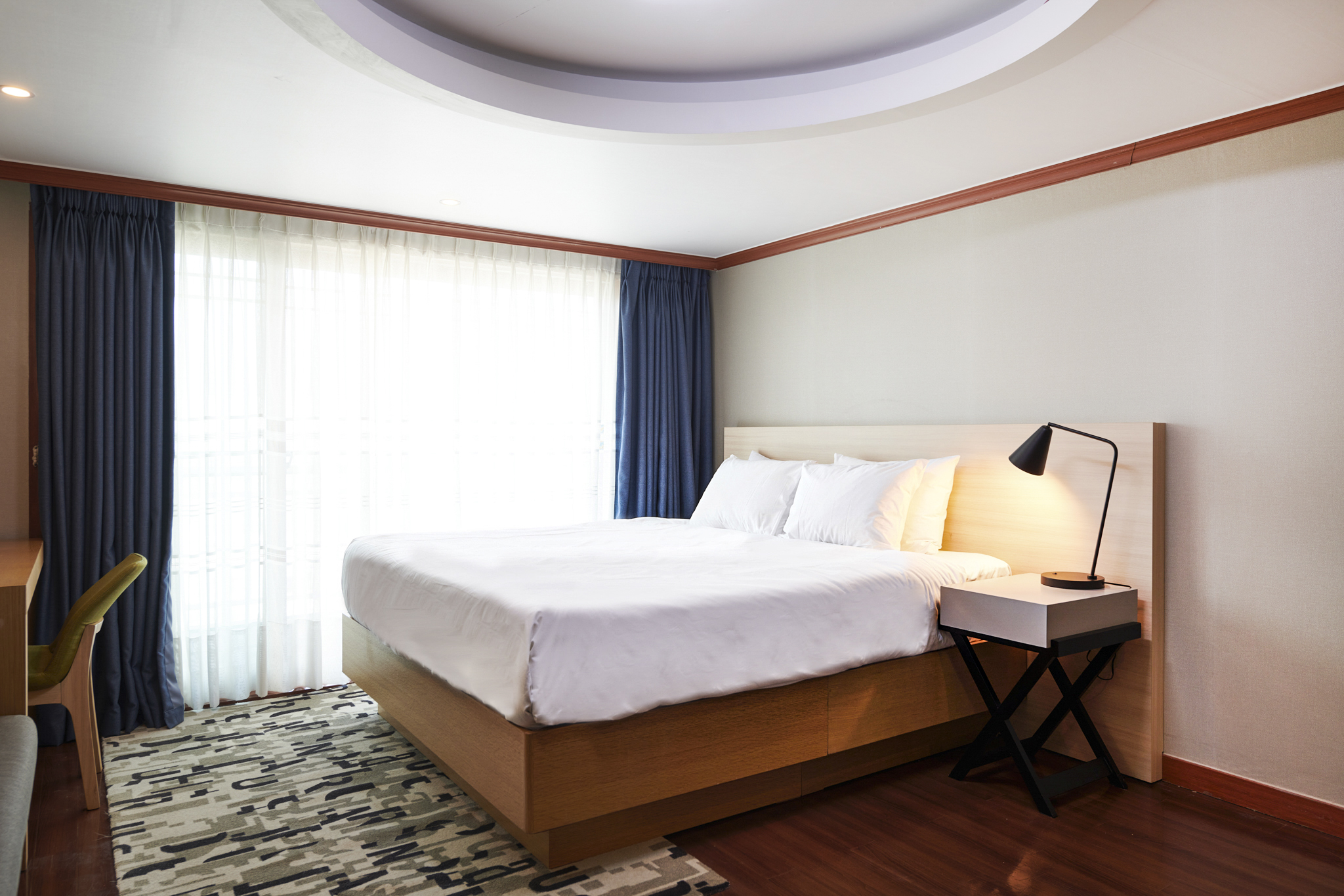 room detail thumbnail 0