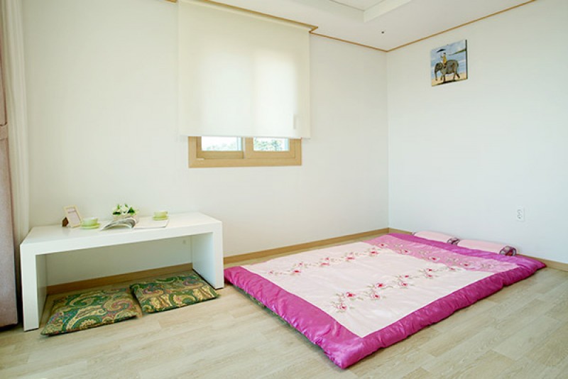 https://yaimg.yanolja.com/v5/2022/12/15/15/639b4045b267b8.14662152.jpg