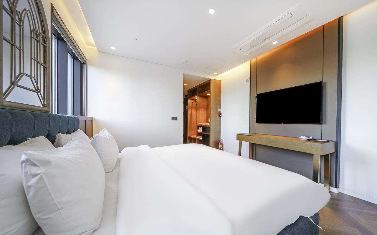 The Brain Hotel